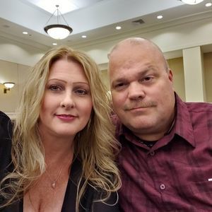 Meet your Posher, Lorie